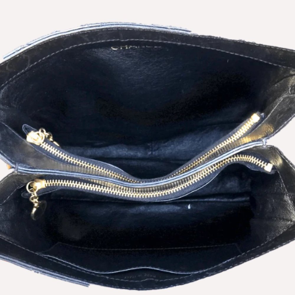 1997-1999 Chanel Shoulder Quilted Black Lambskin Medium Bag - Picture 4 of 15